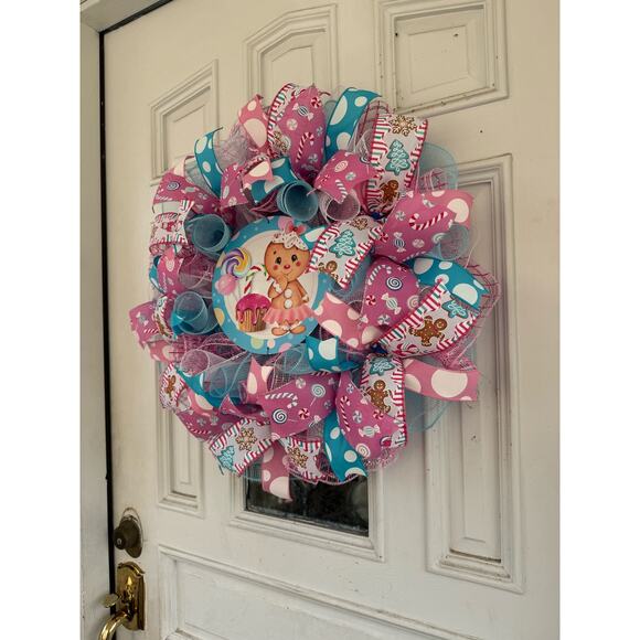 Gingerbread Girl Candy Christmas Wreath | Sweet Treats Holiday Wreath Decor - Picture 7 of 8